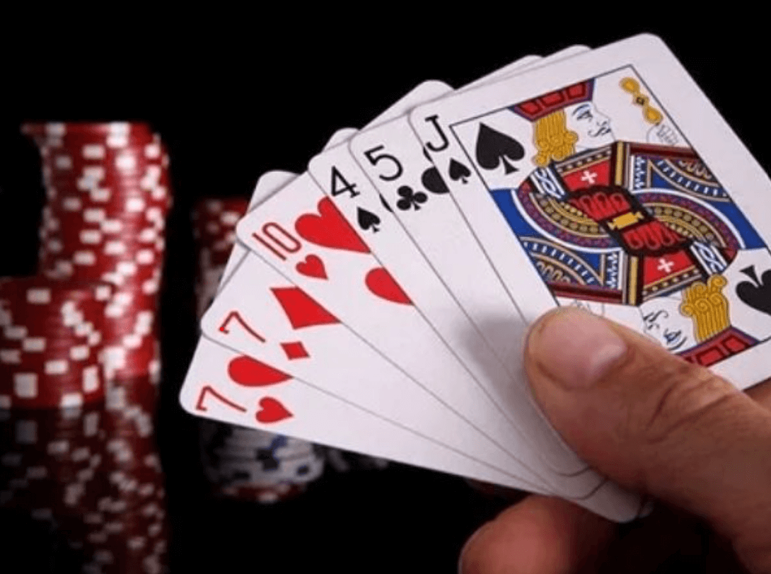 Top 5 game bài đáng chơi nhất Top88 2 Phỏm, hay còn gọi là Tá Lả, là game bài phổ biến với cách chơi thú vị và mang tính chiến thuật cao