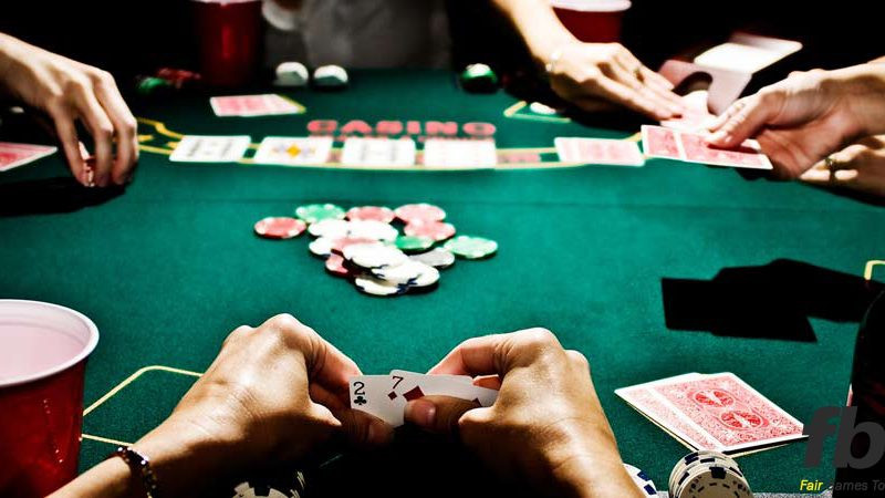 Hướng dẫn chơi Poker Top88 chi tiết cho tân thủ 2 Hướng dẫn chi tiết cách chơi Poker tại Top88